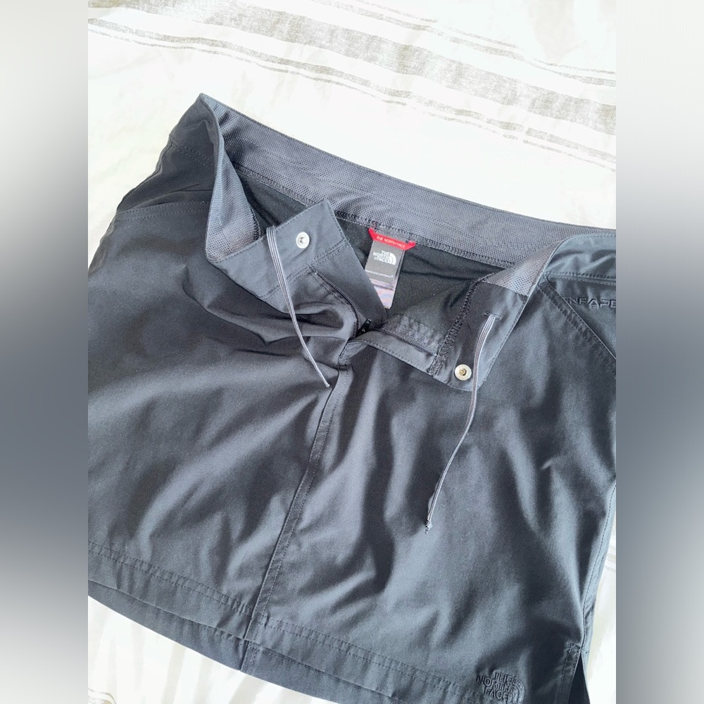 The North Face Apex Skort Skirt Black Athleisure Athletic Large Size 10 - Picture 8 of 12